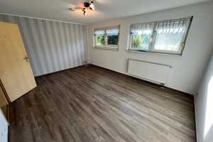 HORN IMMOBILIEN ++ Neubrandenburg Brodaer Höhe, renoviertes Reihenendhaus mit Keller und Carport – Neubrandenburg – Vorschaubild 13