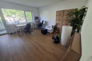 2-Zimmer-Wohnung im Biederlackweg (EG, Hochparterre) mit Balkon in ruhiger Lage (2021 kernsaniert)