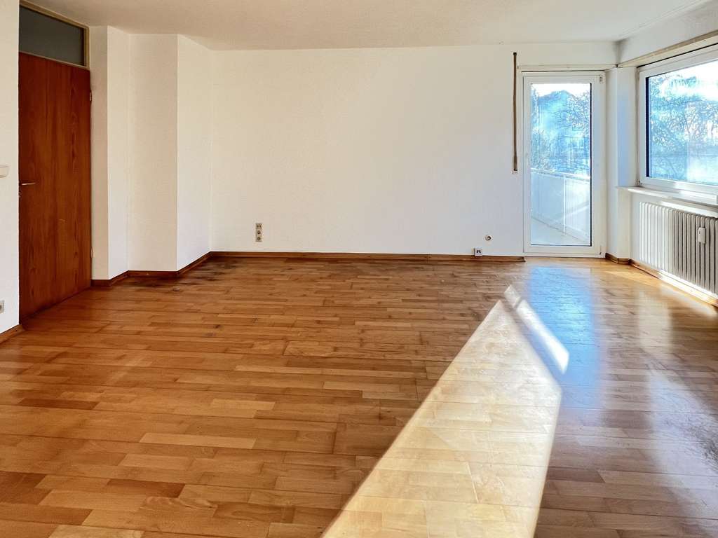 Immobilie in Biberach an der Riß - Bezugsfreie Wohnung mit vielfältigen Nutzungsmöglichkeiten - Bild 2