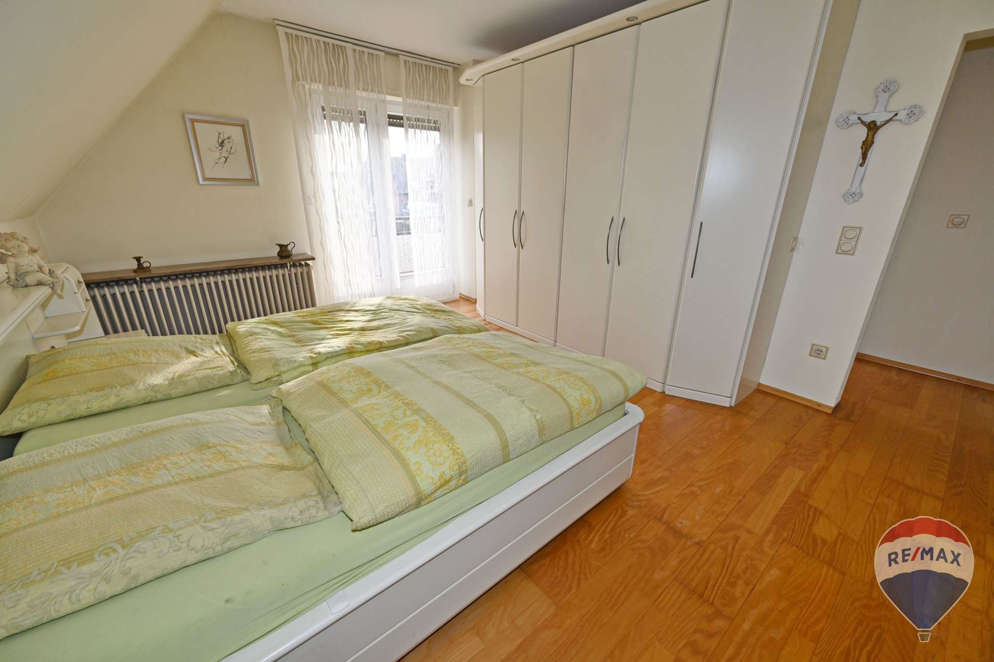 Immobilie in Uedem - Gepflegtes Einfamilienhaus mit Sommergarten, Vollkeller und großzügigem Grundstück in Uedem! - Bild 4