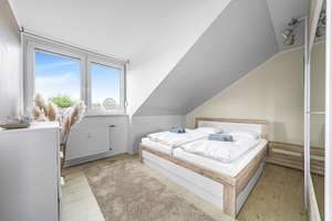 Helle, attraktive 3,5-Zi, große SW-Loggia, modern möbliert mit EBK, ruhig, renoviert, befristet – Auf dem Dudel 24, 47228 Bergheim, Duisburg – Vorschaubild 16