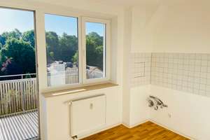 Helle 3-Zimmer-Wohnung mit Balkon nahe Dutzendteich und Luitpoldhain – Oskar-von-Miller-Str. 40, 90478 Dutzendteich, Nürnberg – Vorschaubild 2