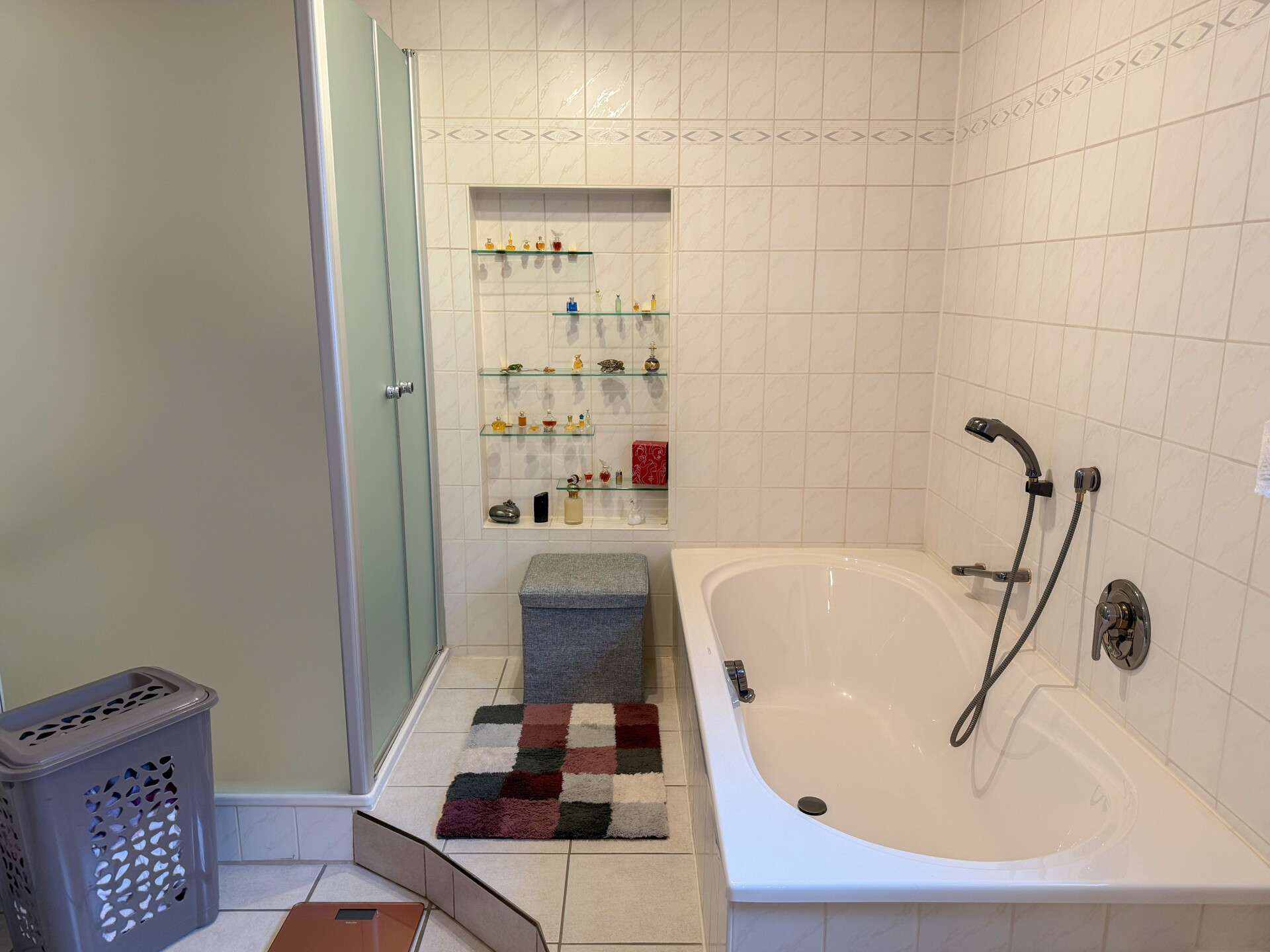 Immobilie in Gehlert - Zwei Wohnhäuser auf großem Grundstück in ruhiger Ortsrandlage! Ideal für Mehrgenerationen - Bild 3