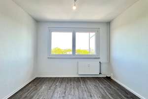Perfekt für Sie: sofort bezugsfertige 4-Zimmerwohnung mit Balkon und Aufzug! – Spremberger Str. 24, 1239 Prohlis-Süd, Dresden – Vorschaubild 6