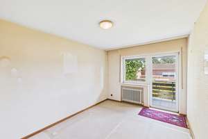 Zeitlose Eleganz in Split-Level-Bauweise – mit Kamin, Garage und Dachausbauoption – Die vollständige Adresse der Immobilie erhältst du vom Anbieter., 50126 Bergheim – Vorschaubild 11