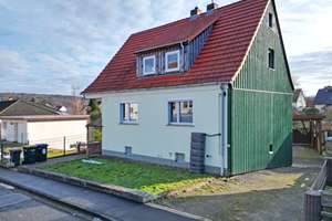 Freies Einfamilienhaus in ruhiger, attraktiver Ortsrandlage von Hessisch Lichtenau-Fürstenhagen – Die vollständige Adresse der Immobilie erhältst du vom Anbieter., 37235 Hessisch Lichtenau – Vorschaubild 1