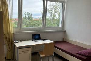 Möbiliertes Einzelzimmer in 2er-Wg