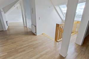 KEIN HITZE-, ABER 2 NKM FREI: Besonders geschnittene 2-Zimmer-Dachgeschosswohnung mit Badewanne – Riedestraße 2, 38102 Viewegsgarten-Bebelhof, Braunschweig – Vorschaubild 5