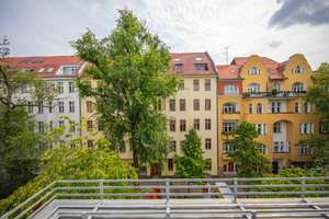 sehr schöne 6 zi-whg mit balkon EBK u. aufzug in der wielandstrasse – Die vollständige Adresse der Immobilie erhältst du vom Anbieter., 10629 Charlottenburg, Berlin – Vorschaubild 4