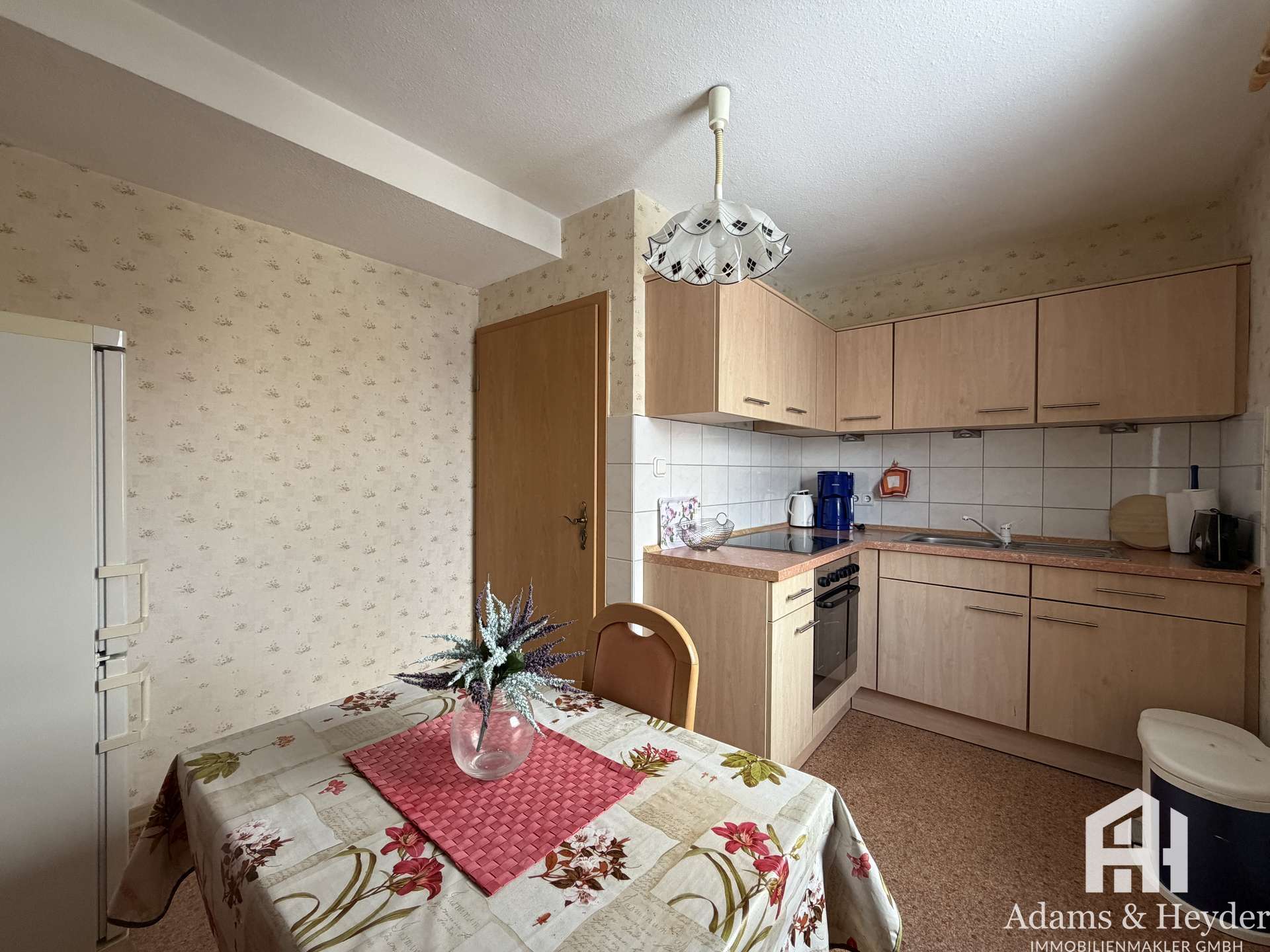 Immobilie in Schauenburg - Aufgepasst! Eigennutzer mit Vermietung oder Mehrgenerationenlösung im beliebten Elgershausen - Bild 1