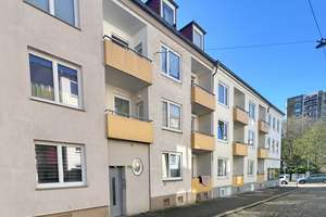 Attraktive 2-Zimmer-Wohnung mit zwei Balkonen – Die vollständige Adresse der Immobilie erhältst du vom Anbieter., 27568 Mitte, Bremerhaven – Vorschaubild 2