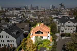 SUBSTANZ, POTENZIAL, LAGE - Hochqualitatives Raumwunder mit Garage und Garten in Sachsenhausen-Süd – Frankfurt am Main – Vorschaubild 3