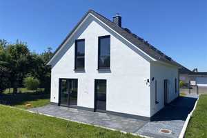 . . . Erstbezug im Einfamilienhaus . . . – Herzogtum Lauenburg (Kreis) – Vorschaubild 2