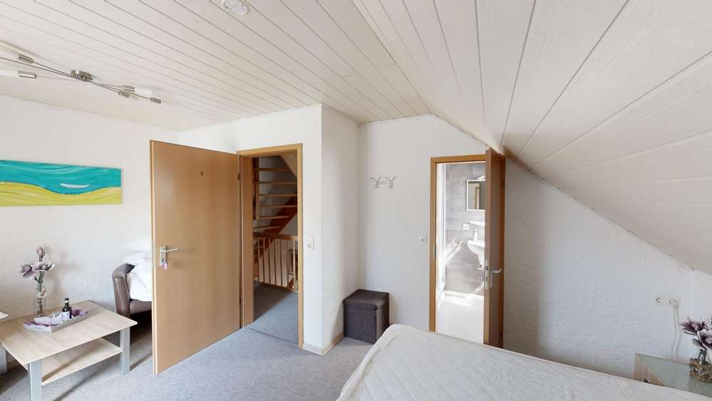 Immobilie in Dahlem - Ehemalige Pension Ulrich - Als Nachfolger oder große Familie -  Viele Zimmer mit enormer Fläche - Bild 0