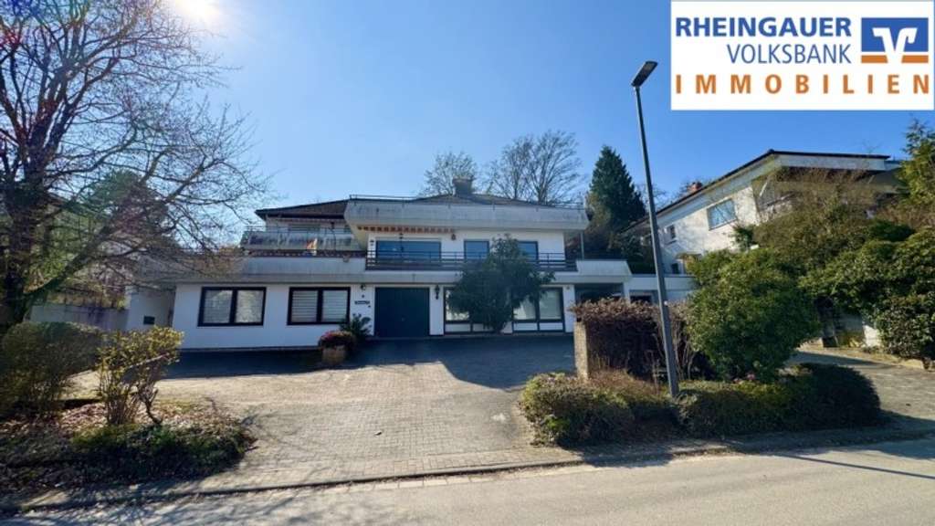 Immobilie in Eltville am Rhein - * Eltville: Attraktive 6-Zimmer-Wohnung in gefragter Lage inkl. vermietetem Apartment * - Bild 0