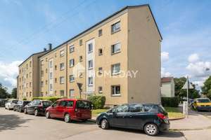 2 ZKB-Erdgeschosswohnung mit Loggia und Tageslichtbad in Hochzoll Süd
