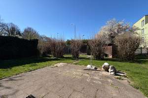 Gepflegtes 3-Parteienhaus auf sonnigem Südgrundstück – Die vollständige Adresse der Immobilie erhältst du vom Anbieter., 81825 Gartenstadt Trudering, München – Vorschaubild 7