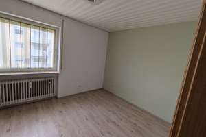 Wunderschöne 3,5-Zimmer-Wohnung mit Balkon in Ingolstadt in City Nähe – Gratzerstraße 21, 85055 Oberhaunstadt, Ingolstadt – Vorschaubild 4