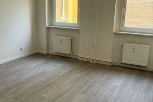 Kleine räumliche Wohnung für Singles und Studenten