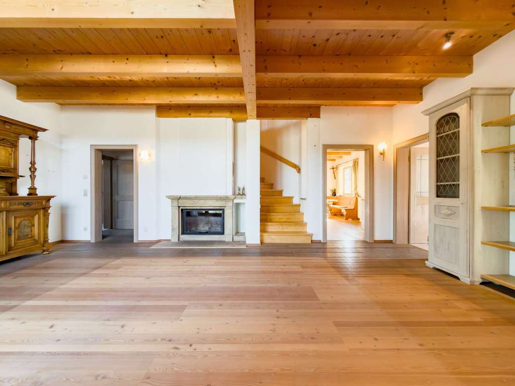 Immobilie in Hutthurm - Holzhaus in Hutthurm - Ökologisch gebaut. Großzügig gedacht. Für Familien gemacht. - Bild 3