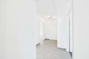 Attraktive Dachgeschosswohnung: 3 Zimmer, großer Balkon, EBK & TG mit Wallbox – Die vollständige Adresse der Immobilie erhältst du vom Anbieter., 75392 Deckenpfronn – Vorschaubild 5