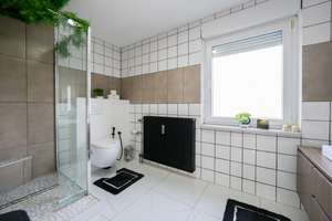 Familienidyll in Wassenberg – 5-Zimmer-Reihenhaus mit Garten & Wohnkomfort – Die vollständige Adresse der Immobilie erhältst du vom Anbieter., 41849 Wassenberg – Vorschaubild 13
