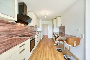 +++ Panorama-Fern-/Seeblick - Schwimmbad/Sauna - modernisiert - inkl. Doppel-Garage & TG-Stpl. +++ – Max-Brod-Weg 14, 70437 Freiberg, Stuttgart – Vorschaubild 14