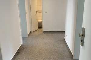 Frisch renovierte 3-Zimmer Wohnung mit Balkon, nahe FH und Köln Arcaden – Feldbergstraße 12, 51105 Köln – Vorschaubild 9
