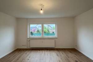 Charmante 3 Zimmer-Wohnung mit EBK & Mietergarten – Mühlenbusch 27, 38448 Vorsfelde, Wolfsburg – Vorschaubild 3