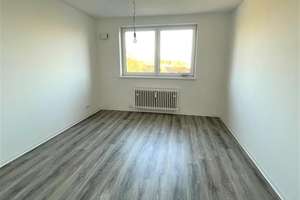 Helle 3-Zimmer-Etagenwohnung mit Laminatboden in Wolfsburg – Lüneburger Ring 25, 38448 Vorsfelde, Wolfsburg – Vorschaubild 7
