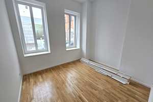 Wohnen in einer Denkmalimmobilie - 
2 Zimmer inkl. Balkon + Parkett+ Bad mit Dusche + SP – Rogätzer Str. 28 a, 39106 Magdeburg – Vorschaubild 3