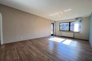 PF-Nord: Bezugsfreie, modernisierte 3-Zimmerwohnung mit Balkon u. TG-Stellplatz