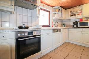 Gemütliches Zuhause mit Terrasse und Garten sowie 3 Außenstellplätzen – Die vollständige Adresse der Immobilie erhältst du vom Anbieter., 72336 Balingen – Vorschaubild 8