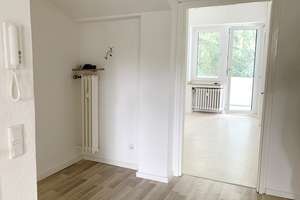 Großräumige, 2- Zi.- Whg. mit sonnig. Balkon, sehr gute Lage von D-dorf Golzheim, unweit vom Rhein! – Kaiserwerther Str. 130, 40474 Golzheim, Düsseldorf – Vorschaubild 5