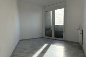 Kiel-Dietrichsdorf: Herrliche 2-Zimmer-Wohnung in gepflegter Wohnanlage – Braunsberger Weg 10, 24149 Neumühlen-Dietrichsdorf, Kiel – Vorschaubild 2