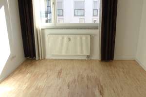 Ruhige 4-Zimmer-Wohnung in direkter Nähe zum Englischen Garten – Die vollständige Adresse der Immobilie erhältst du vom Anbieter., 81925 Oberföhring, München – Vorschaubild 3