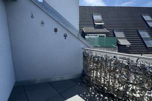 Doppelt schön: Stilvolle Maisonette mit zwei Balkonen und viel Licht – Stuttgarter Straße 103, 70469 Feuerbach-Mitte, Stuttgart – Vorschaubild 37