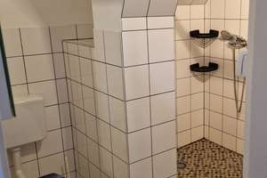 Großes Zweifamilienhaus mit Einliegerwohnung und Werkstatt für Autobastler – Die vollständige Adresse der Immobilie erhältst du vom Anbieter., 86692 Münster – Vorschaubild 15