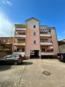 Gepflegte 3-Zimmer-DG-Wohnung mit Balkon und Einbauküche in Schwedt/Oder