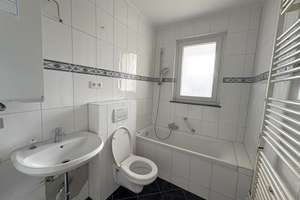 Renovierte 4-Zimmer-Wohnung in Bremerhaven – Körnerstraße 42, 27576 Lehe, Bremerhaven – Vorschaubild 11