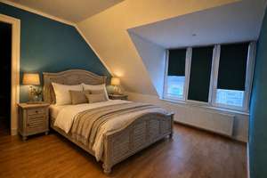 Denkmal trifft Dachgeschoss: Vermietete 3-Zimmer-Wohnung mit Loggia – Die vollständige Adresse der Immobilie erhältst du vom Anbieter., 22763 Ottensen, Hamburg – Vorschaubild 5