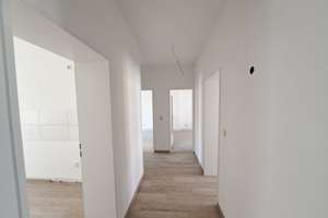 Frisch renovierte 4-Zimmer-Wohnung mit Balkon in Bremerhaven! – Werkstraße 5, 27568 Twischkamp, Bremerhaven – Vorschaubild 8