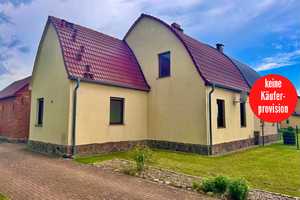 HORN IMMOBILIEN ++ bezugsfertige Doppelhaushälfte in Pasewalk mit Kamin und Einbauküche – Uecker-Randow (Kreis) – Vorschaubild 1