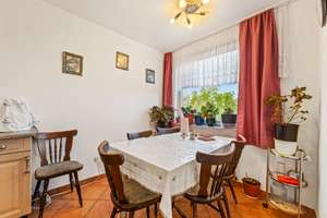 Kapitalanlage gesucht? Solide vermietete 4-Zimmer-Wohnung mit Loggia, Aufzug und zwei Stellplätzen – Die vollständige Adresse der Immobilie erhältst du vom Anbieter., 53123 Duisdorf, Bonn – Vorschaubild 5