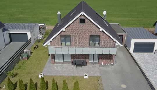 Bild von Sofort bezugsfertig! Traumhaftes Einfamilienhaus mit Garage und großem Garten in Toplage!