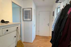 LICHTDURCHFLUTETE WOHNUNG MIT BALKON IM HERZEN VON KÖLN-NEUEHRENFELD – Die vollständige Adresse der Immobilie erhältst du vom Anbieter., 50823 Ehrenfeld (Ortsteil), Köln – Vorschaubild 2