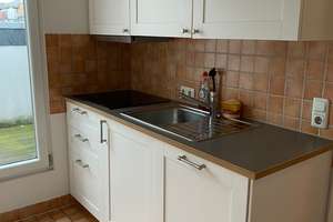 2-Zi.-DG-Wohnung nähe Business School als 2er-WG, für junges Paar oder Single – mit EBK und Loggia – Frankenstraße 16, 65183 Westend / Bleichstraße, Wiesbaden – Vorschaubild 3