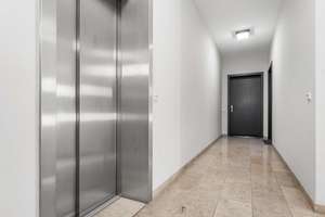 Historisches Flair, privater Garten – willkommen im einzigartigen Palais du Rhin. – Die vollständige Adresse der Immobilie erhältst du vom Anbieter., 50968 Bayenthal, Köln – Vorschaubild 21