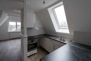 Stilvolle, neuwertige 1-Zimmer-DG-Wohnung in Kiel – 24147 Elmschenhagen, Kiel – Vorschaubild 5