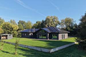 Exklusives Architektenhaus in Naturlage – 100 m von der Hunte, direkt an der Stadtgrenze Oldenburg – Die vollständige Adresse der Immobilie erhältst du vom Anbieter., 27798 Hude (Oldenburg) – Vorschaubild 12